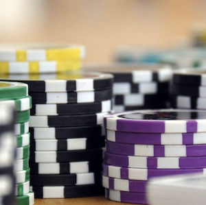 Online casino games: The technology behind the scenes